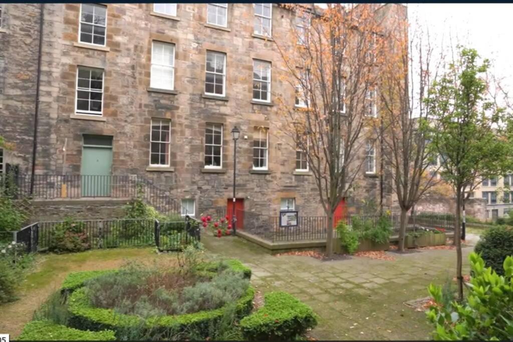 Jewel Of Royal Mile Apartment 에든버러 외부 사진